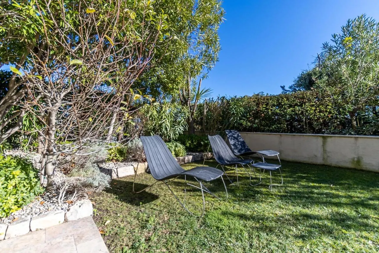 Villa Mougins Collection - Magnifique Maison Du Vieux Village De Mougins, Avec Bassin A Debordement Et Vues Mer Et Montagnes